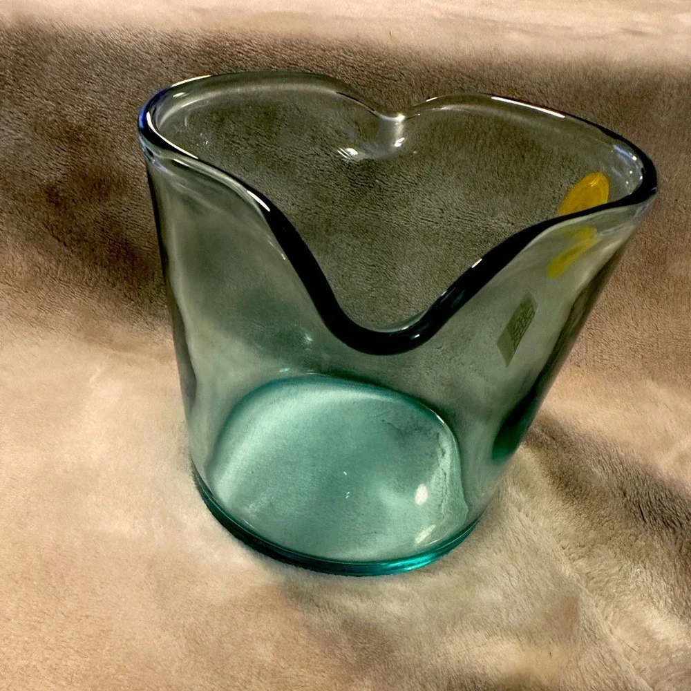 Vintage Royal Leerdam Williamsburg Restoration Aqua Glass Wine Rinser Handblown